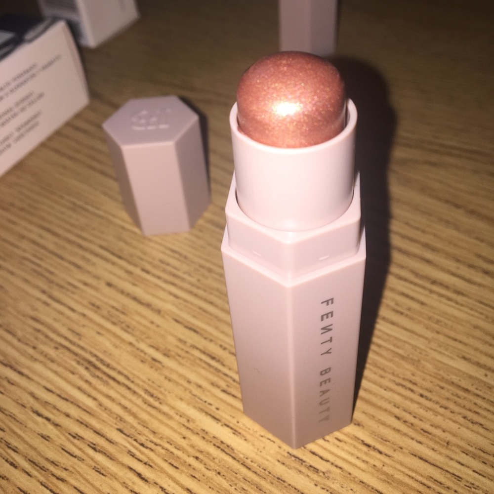 Brand New Fenty Beauty Match Stix in “SINAMON.”